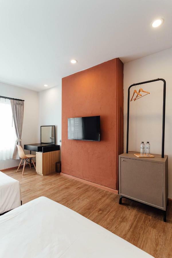 Clay Hotel Udonthani Extérieur photo